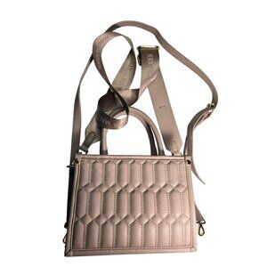 NWOT Steve Madden Crossbody Bag Quilted Tan Gold Removeable Straps Quiet Luxury